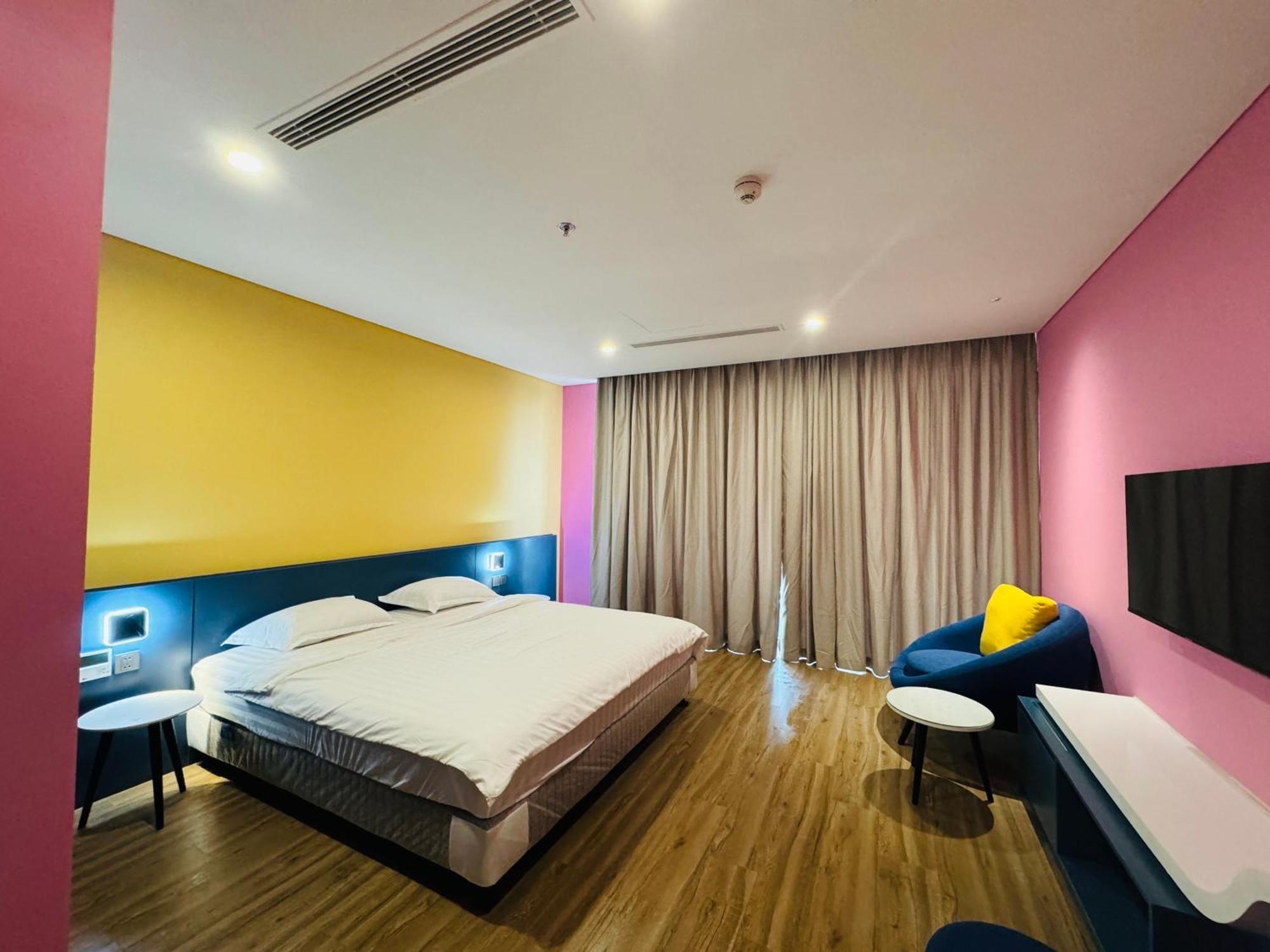 Flam Ibiza Hai Tien - Ivy Abtel Aparthotel Thanh Hoa Exterior photo